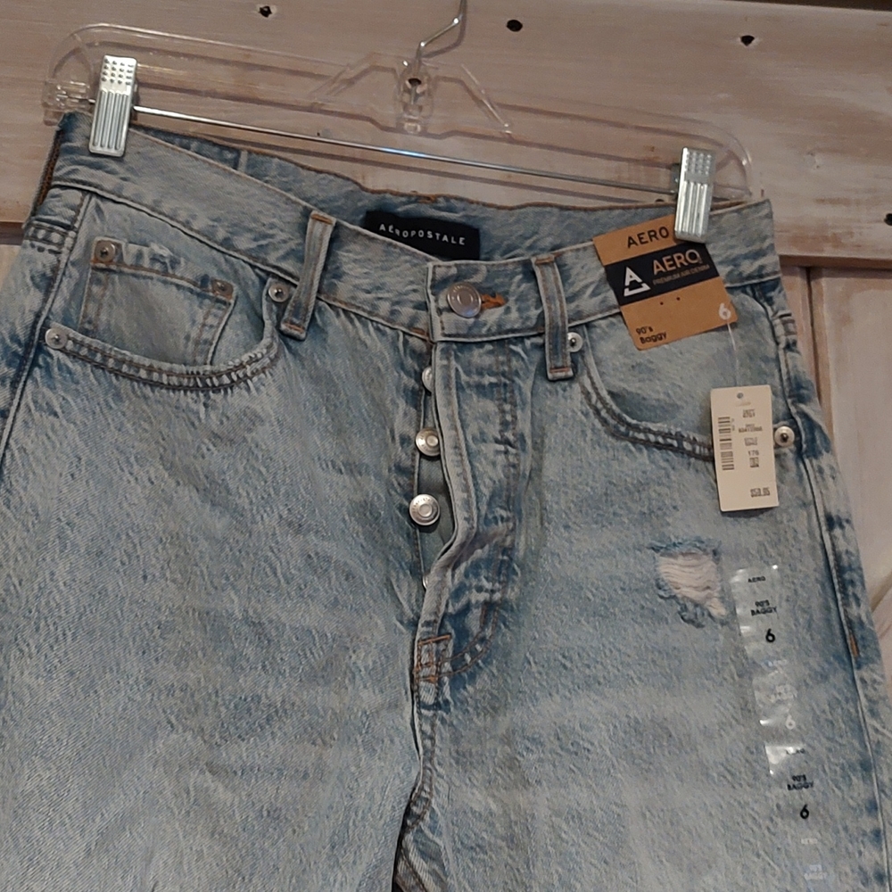 Jeans - Picture 2 of 3